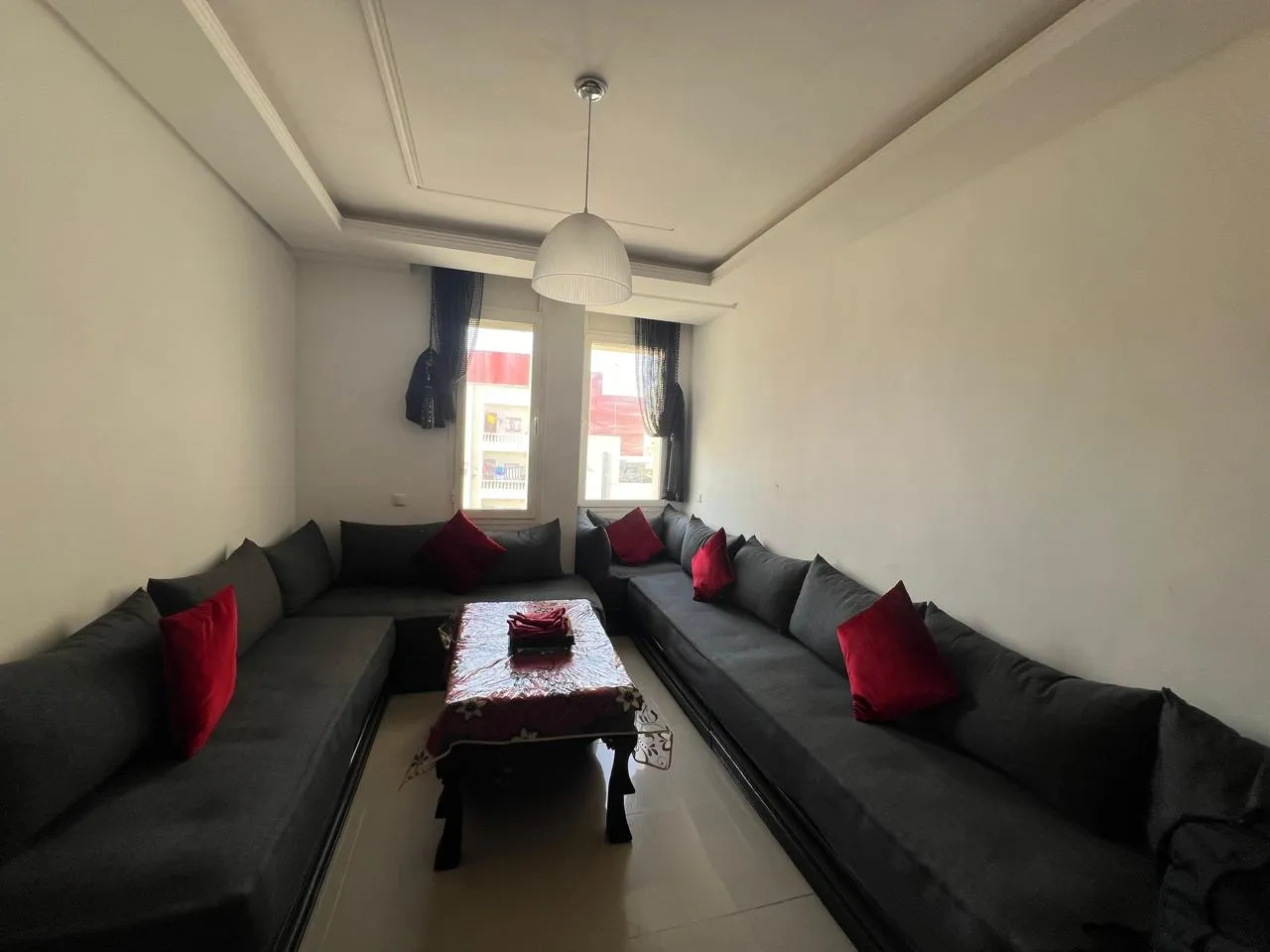 Appartement à vendre au 3ᵉ étage, composé de 2 chambres et d’un salon, titré. Appartement à vendre au 3ᵉ étage, composé de 2 chambres et d’un salon, titré.