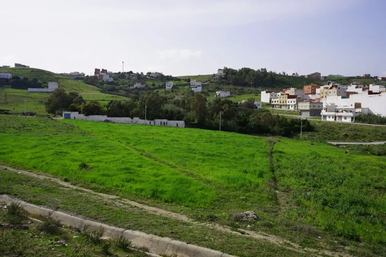 Terrain a vendre a fnideq 3000m² propriété vue panoramique a la plage Terrain a vendre a fnideq 3000m² propriété vue panoramique a la plage